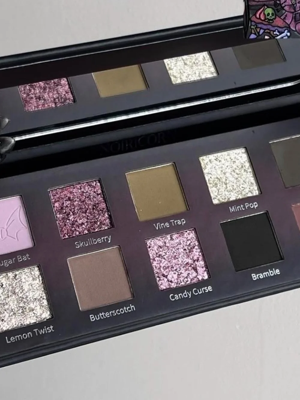 Noiricorn × @freya86_ff Candy Puppet Eyeshadow Palette